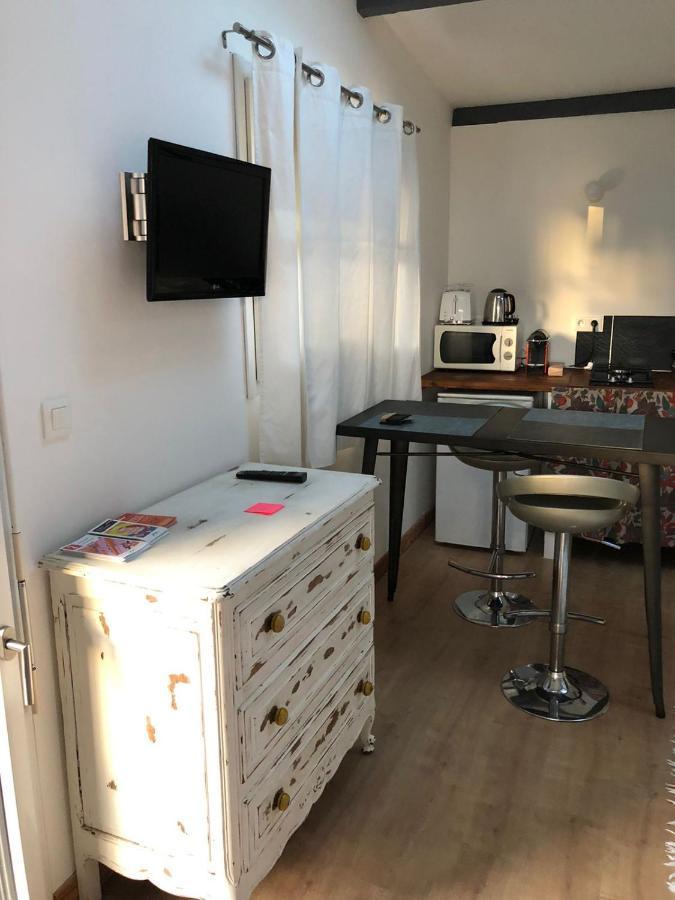 Charmant Logement Avec Parking Lägenhet Orvault Exteriör bild