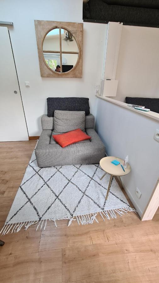 Charmant Logement Avec Parking Lägenhet Orvault Exteriör bild